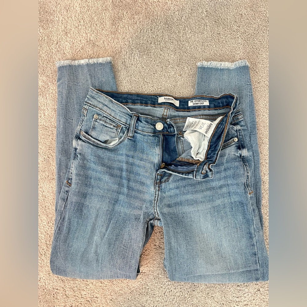 Kensie Blue Ankle Cropped Jeans with Classic Medium Wash
